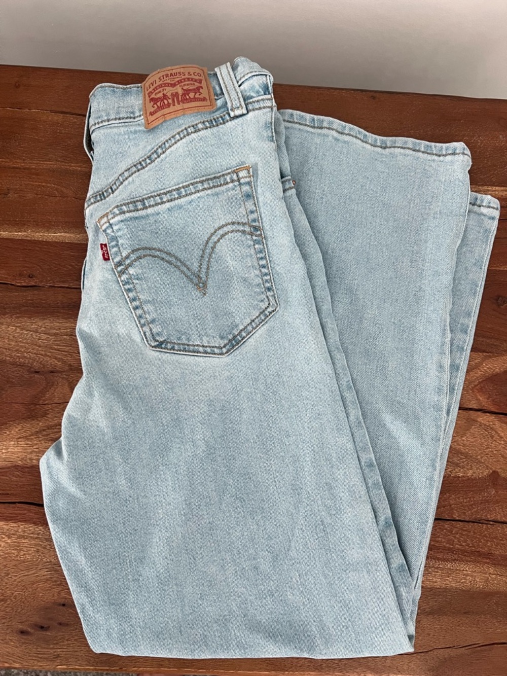 Levi's Ribcage Straight Ankle Jeans - Light Blue